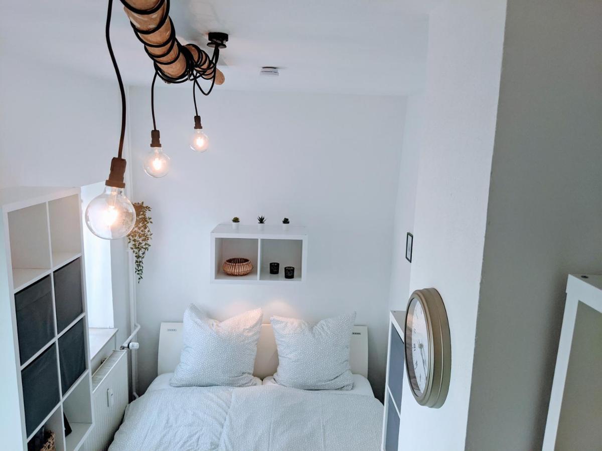 Lenastay L Tiny Apartment - Innenstadt Kaiserslautern Buitenkant foto