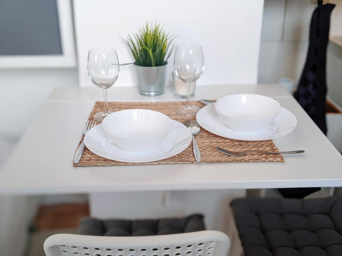 Lenastay L Tiny Apartment - Innenstadt Kaiserslautern Buitenkant foto