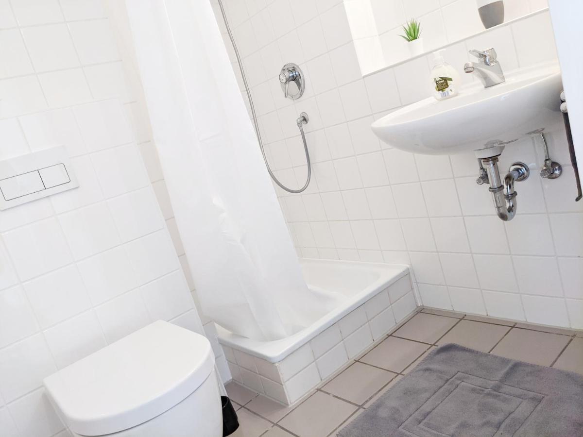 Lenastay L Tiny Apartment - Innenstadt Kaiserslautern Buitenkant foto